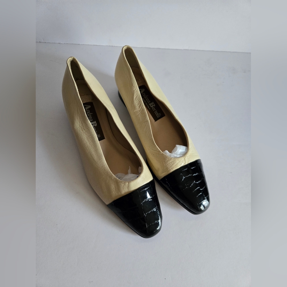 Vintage Cap Toe Flats